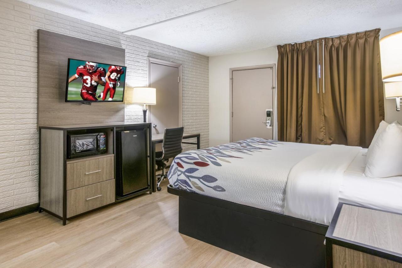 Red Roof Inn Savannah - Richmond Hill I-95 エクステリア 写真