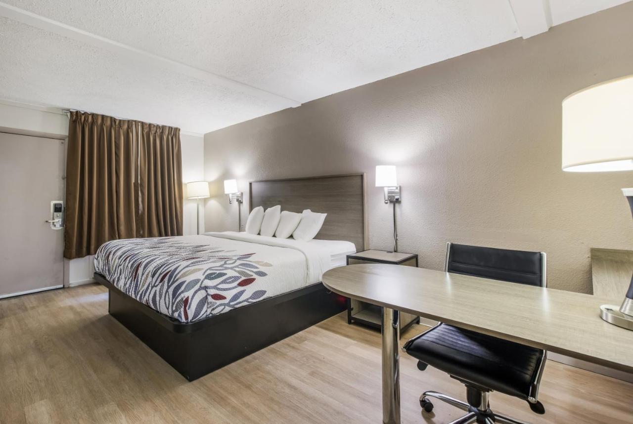 Red Roof Inn Savannah - Richmond Hill I-95 エクステリア 写真