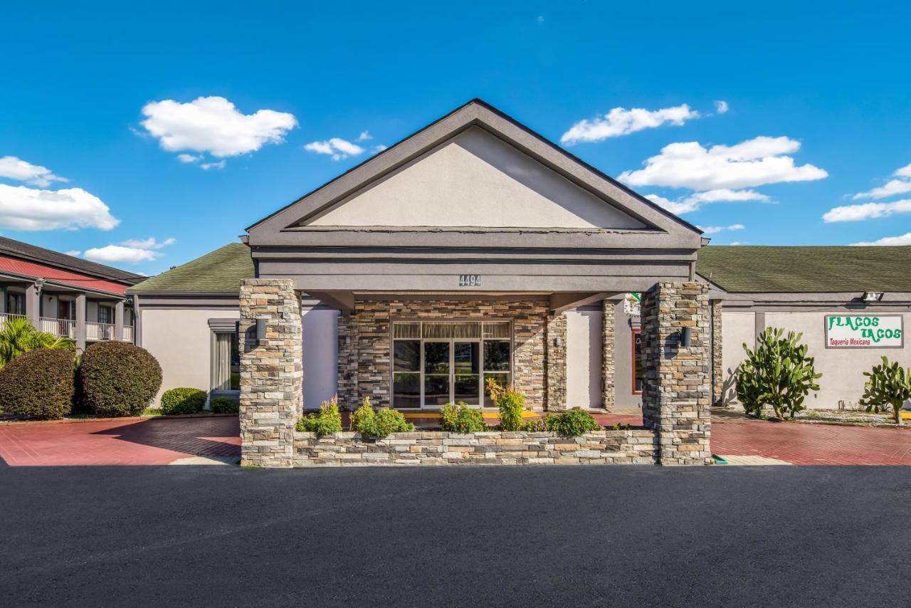 Red Roof Inn Savannah - Richmond Hill I-95 エクステリア 写真
