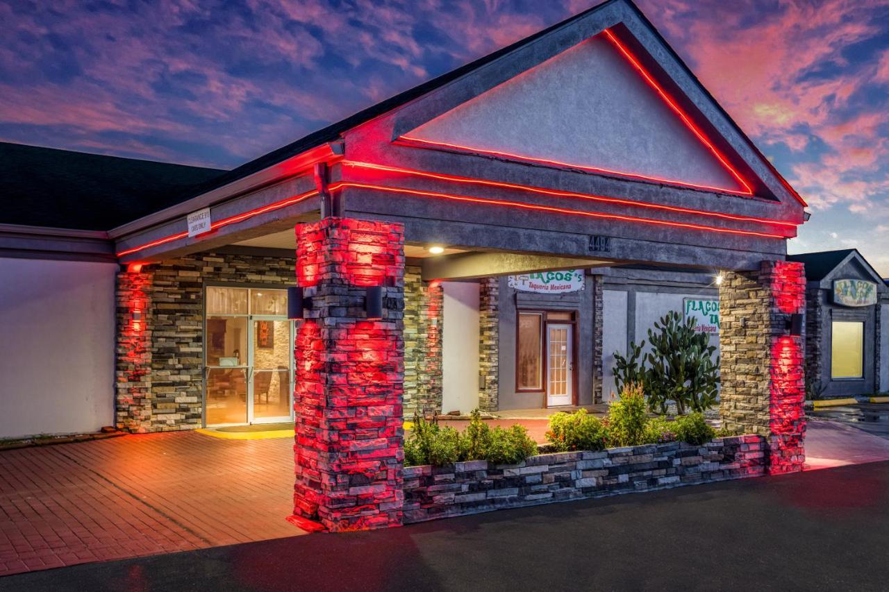 Red Roof Inn Savannah - Richmond Hill I-95 エクステリア 写真
